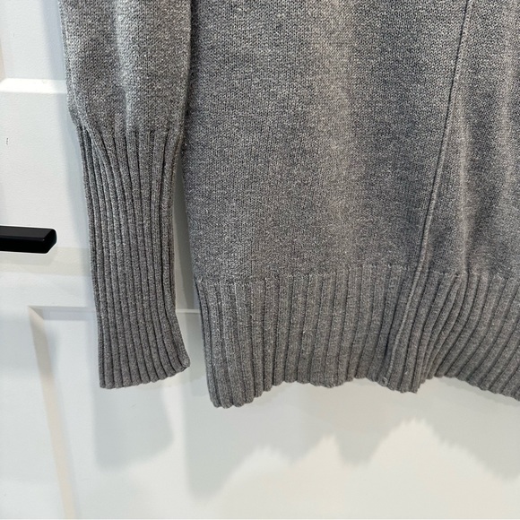 American Eagle Outfiters Women's Gray Knit Cardigan with Pockets Size L - Picture 4 of 6